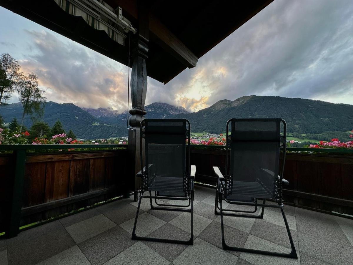 Haus Saxer Apartment มีเดอร์ส ภายนอก รูปภาพ