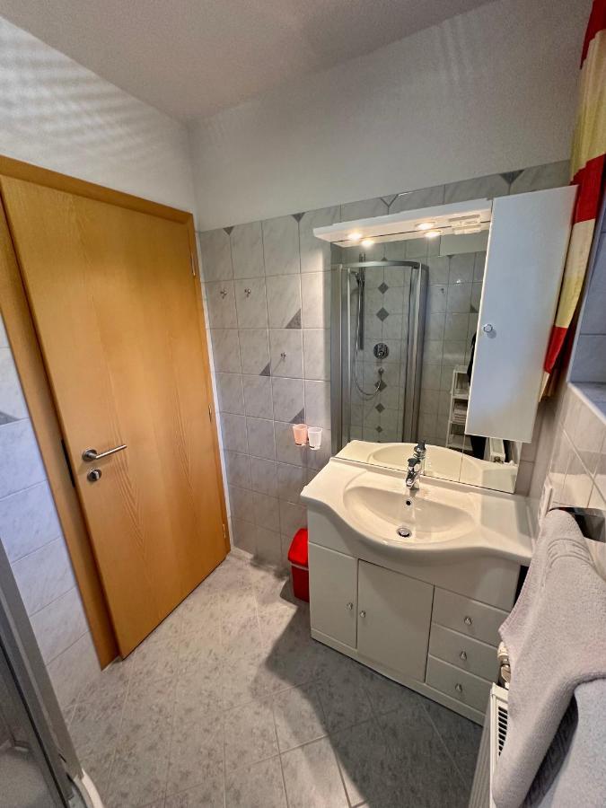 Haus Saxer Apartment มีเดอร์ส ภายนอก รูปภาพ